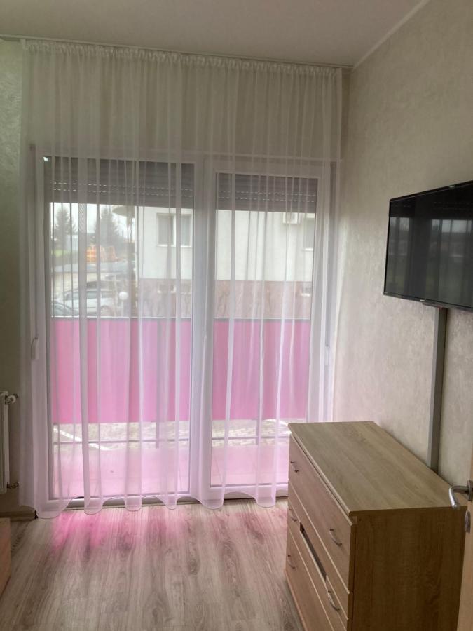 Bhoeme Apartament Oradea Extérieur photo