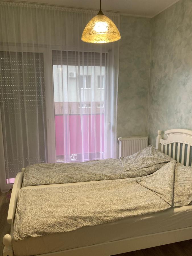 Bhoeme Apartament Oradea Extérieur photo
