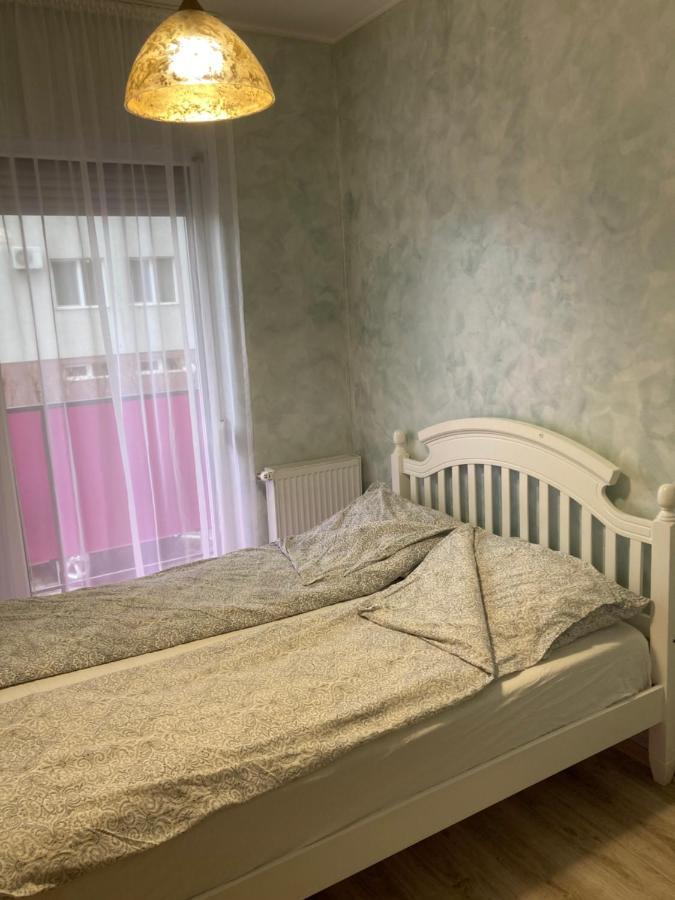 Bhoeme Apartament Oradea Extérieur photo
