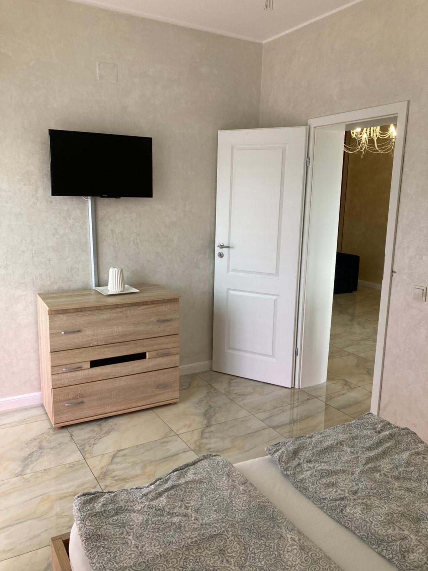 Bhoeme Apartament Oradea Extérieur photo