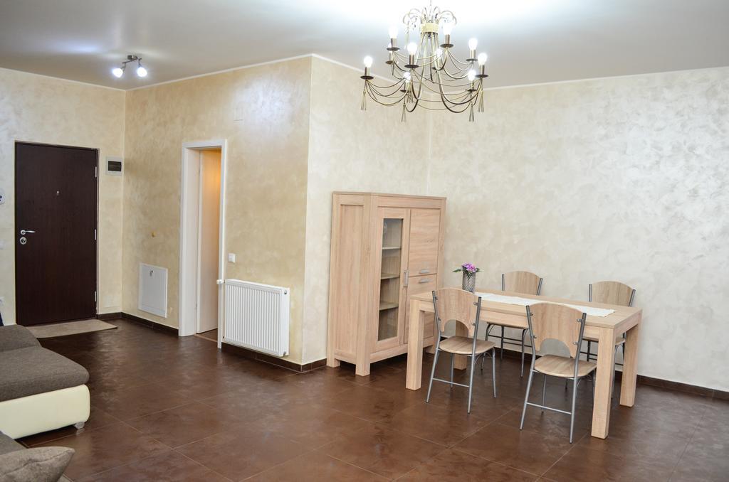 Bhoeme Apartament Oradea Extérieur photo
