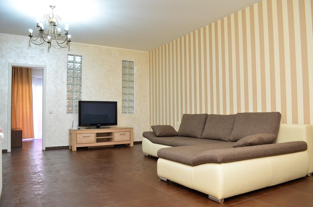 Bhoeme Apartament Oradea Extérieur photo